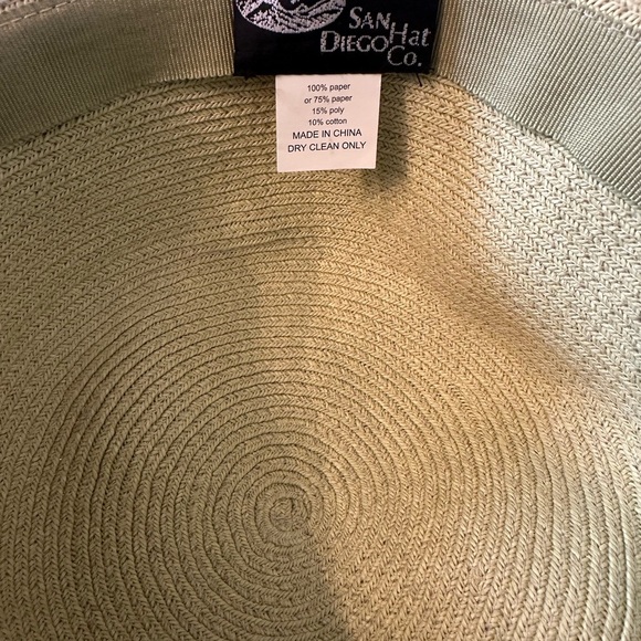 Elegant Tan Women's Sun Hat - Picture 3 of 3